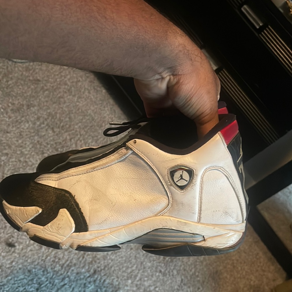 Black Toe Jordan XIV